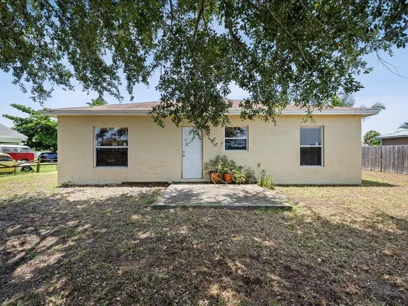 913 SE Forrest Park Drive, Stuart, FL 34994 - #2