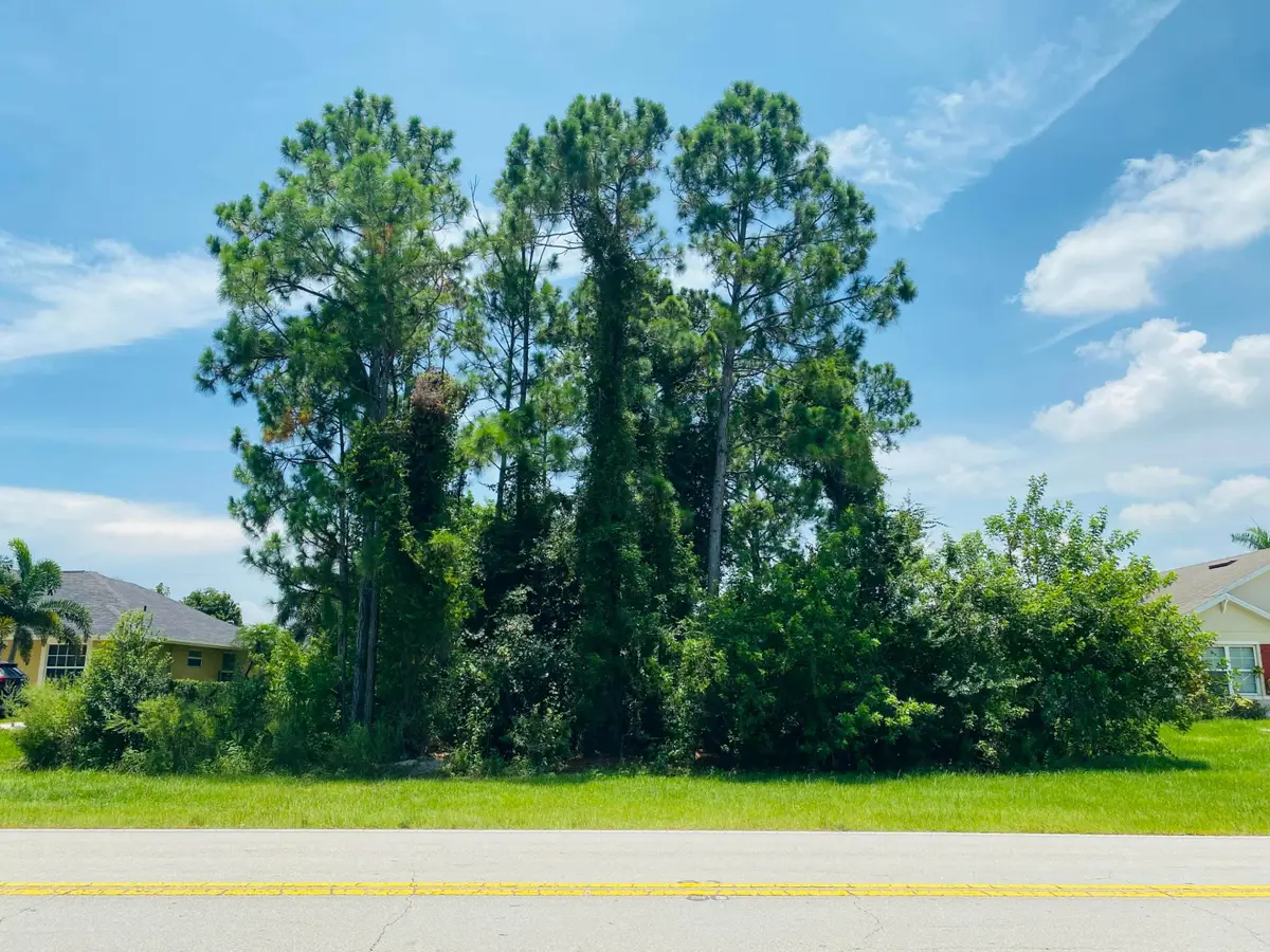 1170 SW Del Rio Boulevard, Port Saint Lucie, FL 34953 - #1