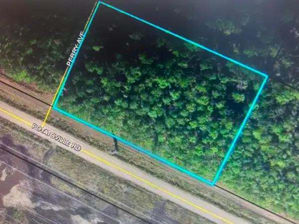 579 Perry Ave, ,, FL 32110