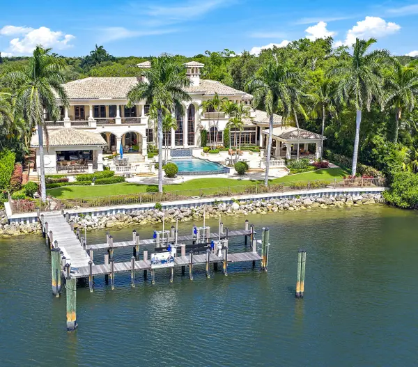 2330 Seven Oaks Lane, Palm Beach Gardens, FL 33410