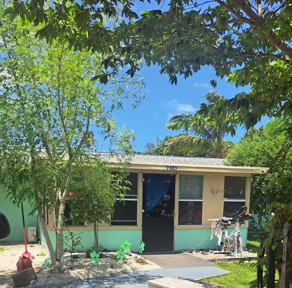 2302 Barbara Avenue, Fort Pierce, FL 34982