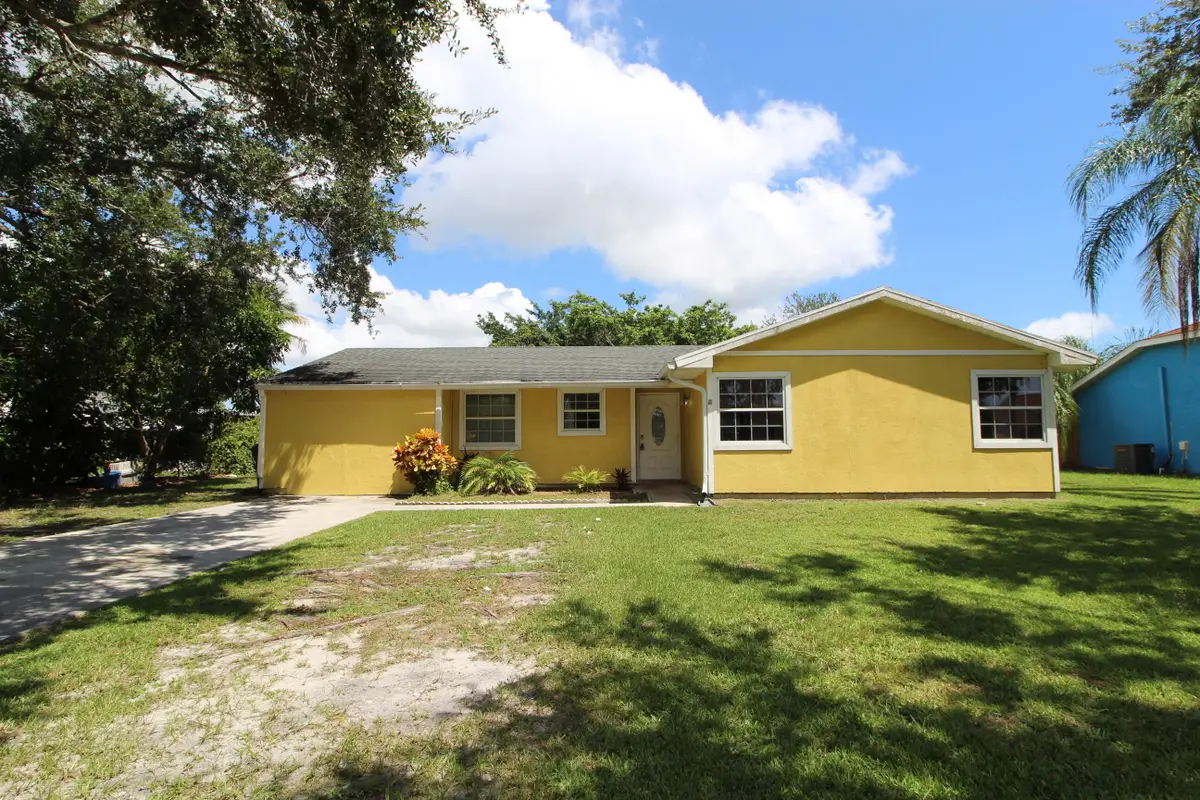 2022 SE West Dunbrooke Circle Se, Port Saint Lucie, FL 34952 - #1