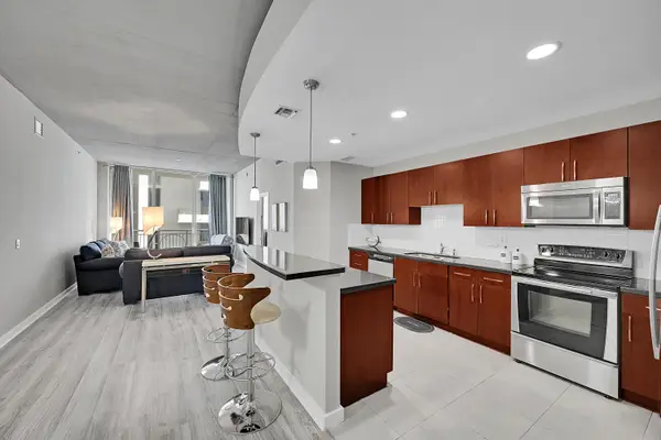 300 S Australian Avenue #1119, West Palm Beach, FL 33401