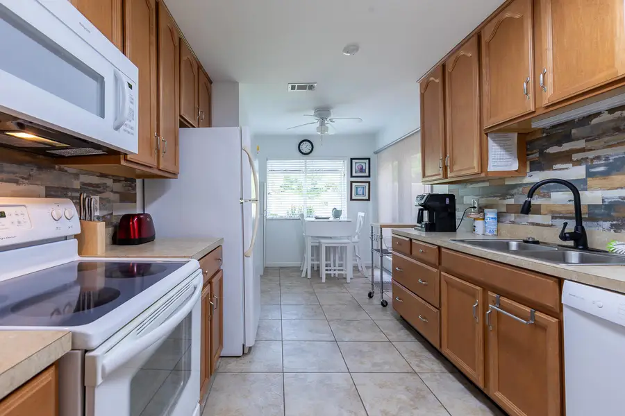 3303 SE Sandpiper Circle, Port Saint Lucie, FL 34952 - #3