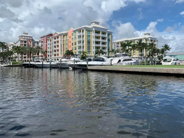 802 W Windward 415 Way #Ph-15, Lantana, FL 33462