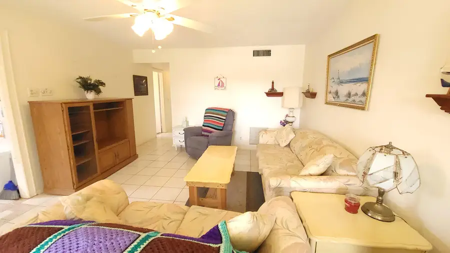 147 Bedford F, West Palm Beach, FL 33417 - #3
