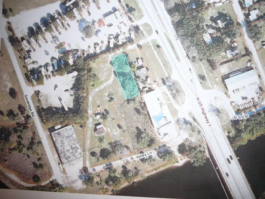 904 Valley Lane, Fort Pierce, FL 34946 - #2