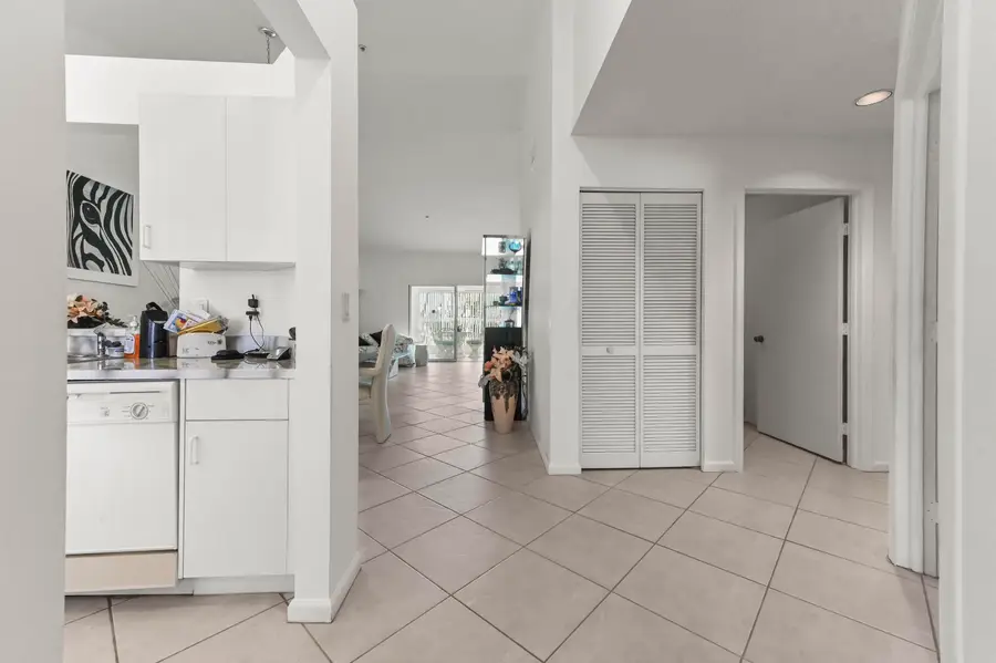 5952 Regal Glen Drive #207, Boynton Beach, FL 33437 - #2