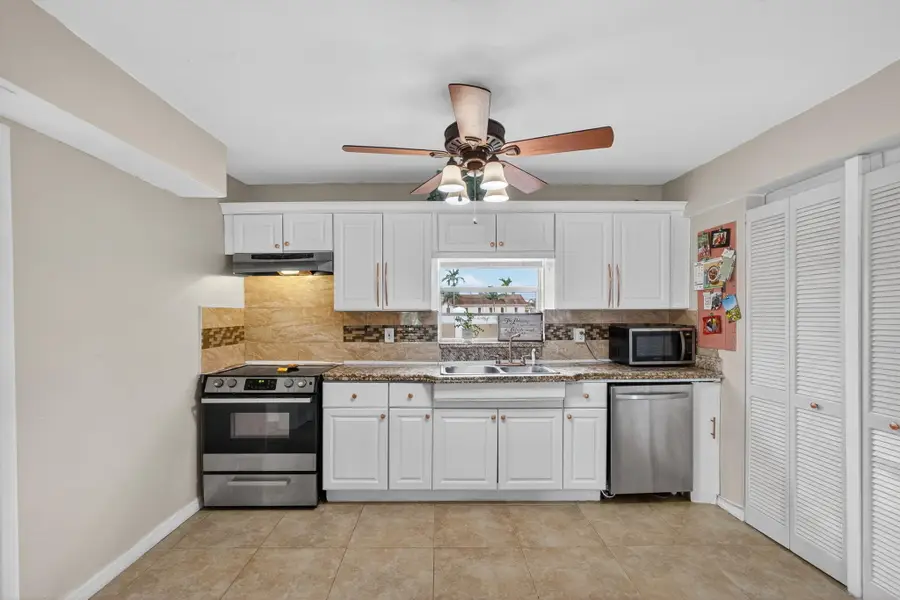 1136 W 7th Street, Riviera Beach, FL 33404 - #2