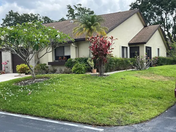 139 Meander Circle, Royal Palm Beach, FL 33411