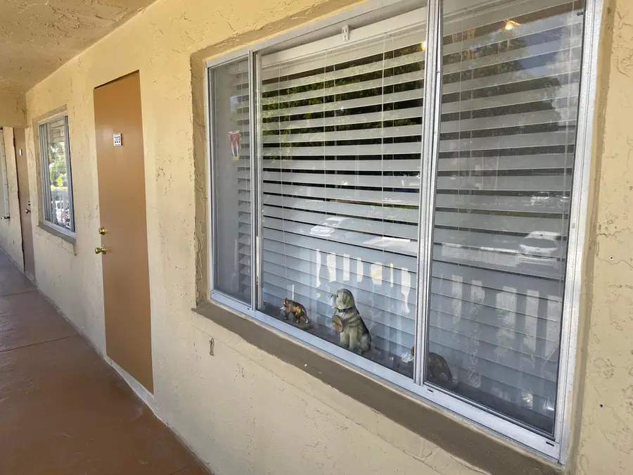 555 Purdy Lane #203, Palm Springs, FL 33461 - #3