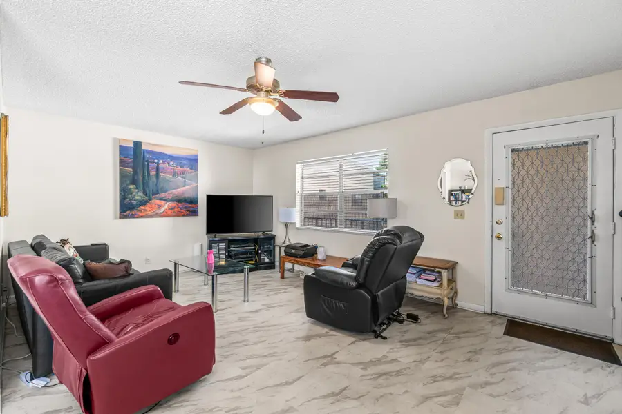 184 Flanders D, Delray Beach, FL 33484 - #3
