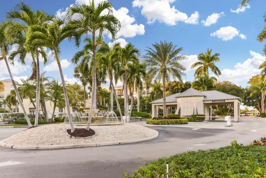 17 Royal Palm Way #105, Boca Raton, FL 33432 - #2