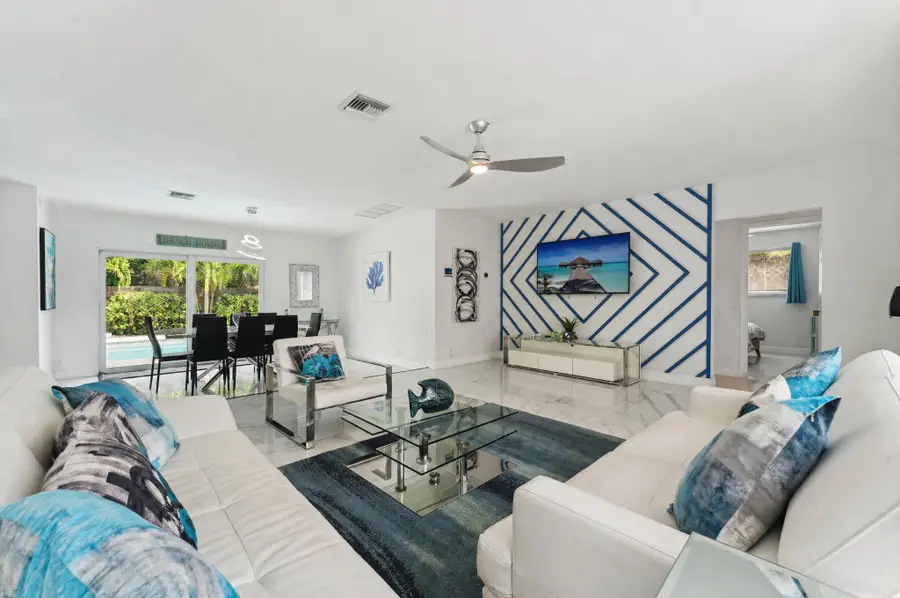 1243 Garfield Street, Hollywood, FL 33019 - #2