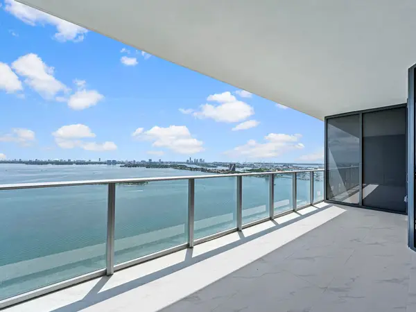 700 NE 24th Street #3002, Miami, FL 33137