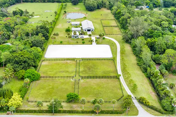 2770 E Road, ,, FL 33470
