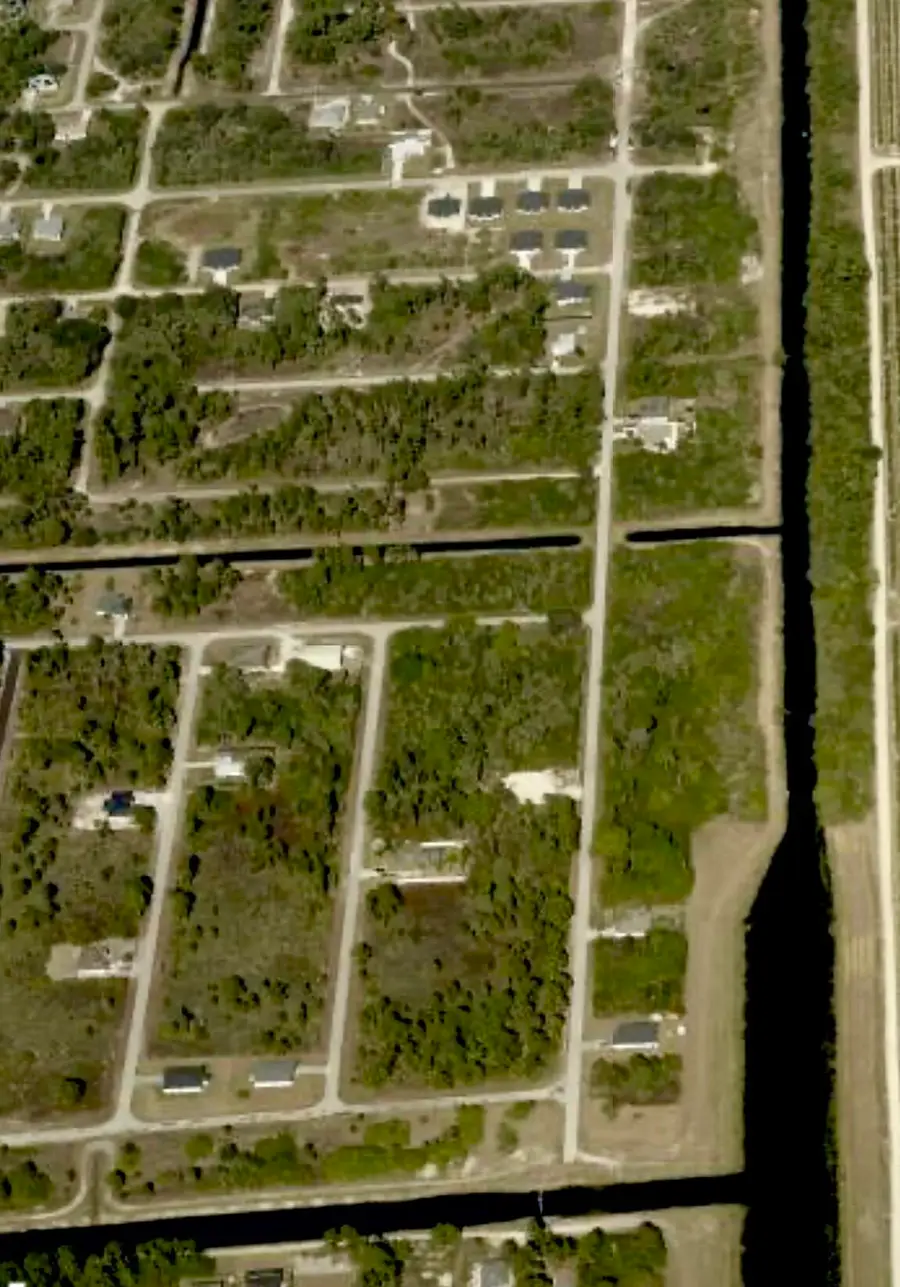 636 Naples Avenue S, Lehigh Acres, FL 33974 - #2