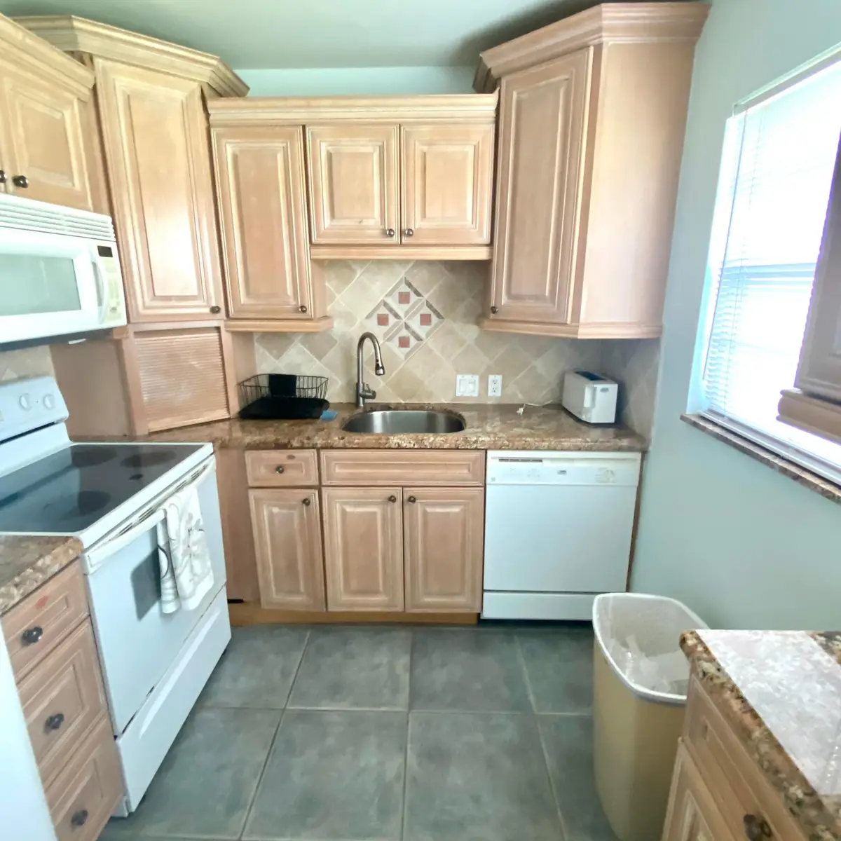 392 Brighton J, Boca Raton, FL 33434 - #1