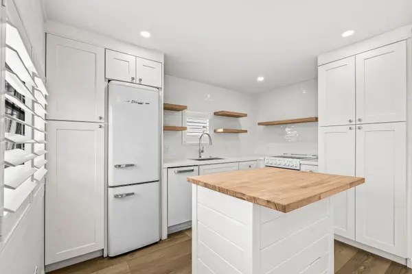 20 Juniper Drive #K, Briny Breezes, FL 33435