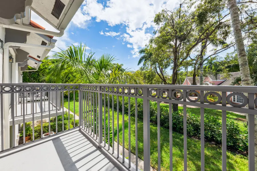 2020 Alta Meadows Lane #504, Delray Beach, FL 33444 - #3