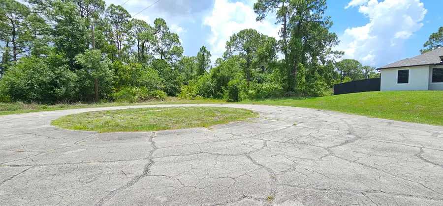 5006 Cyrus Court, Port Labelle, FL 33935 - #2