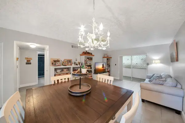 2812 S Garden Drive #109, Lake Worth, FL 33461