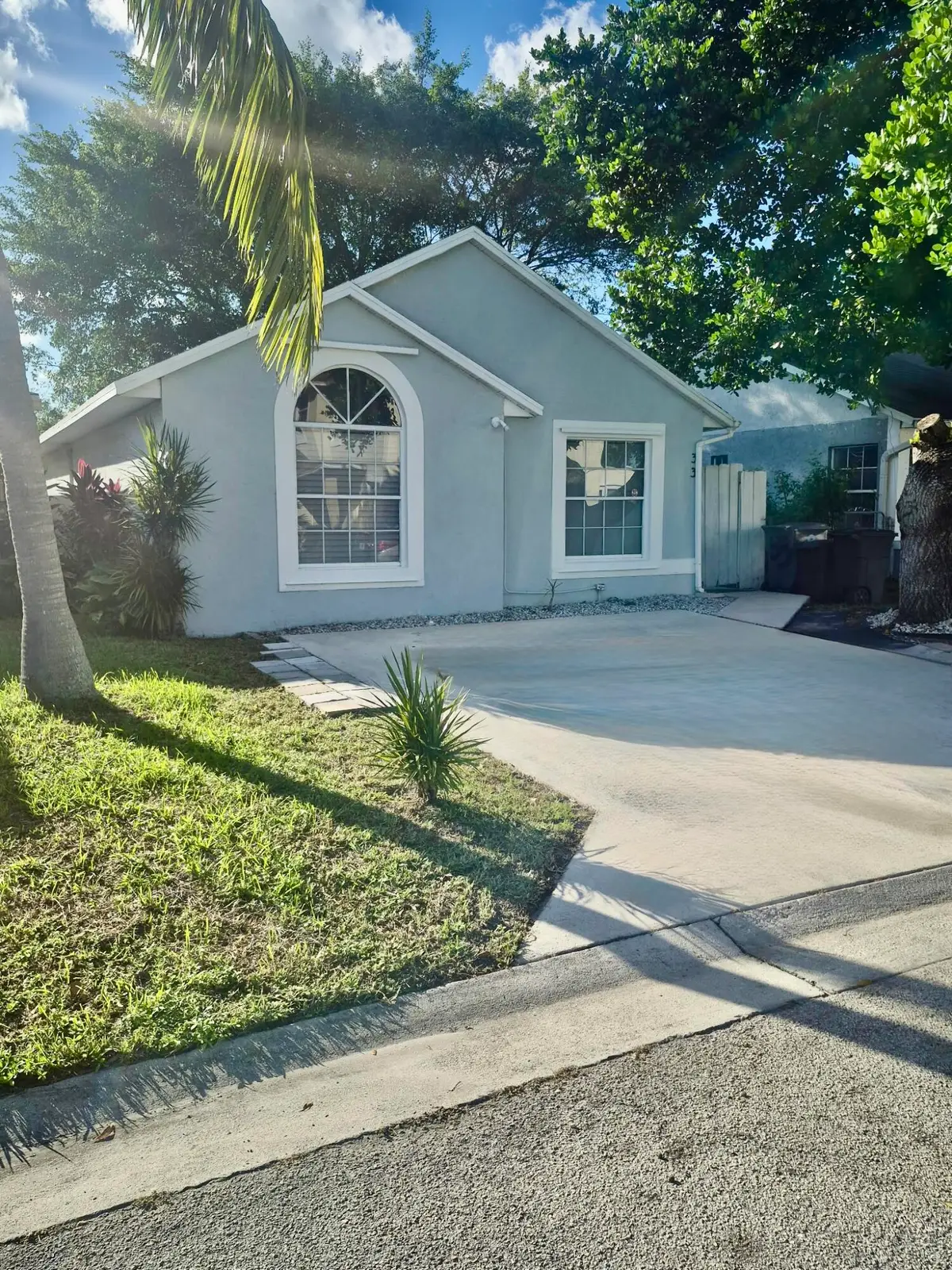 33 Plumage Lane, West Palm Beach, FL 33415 - #1