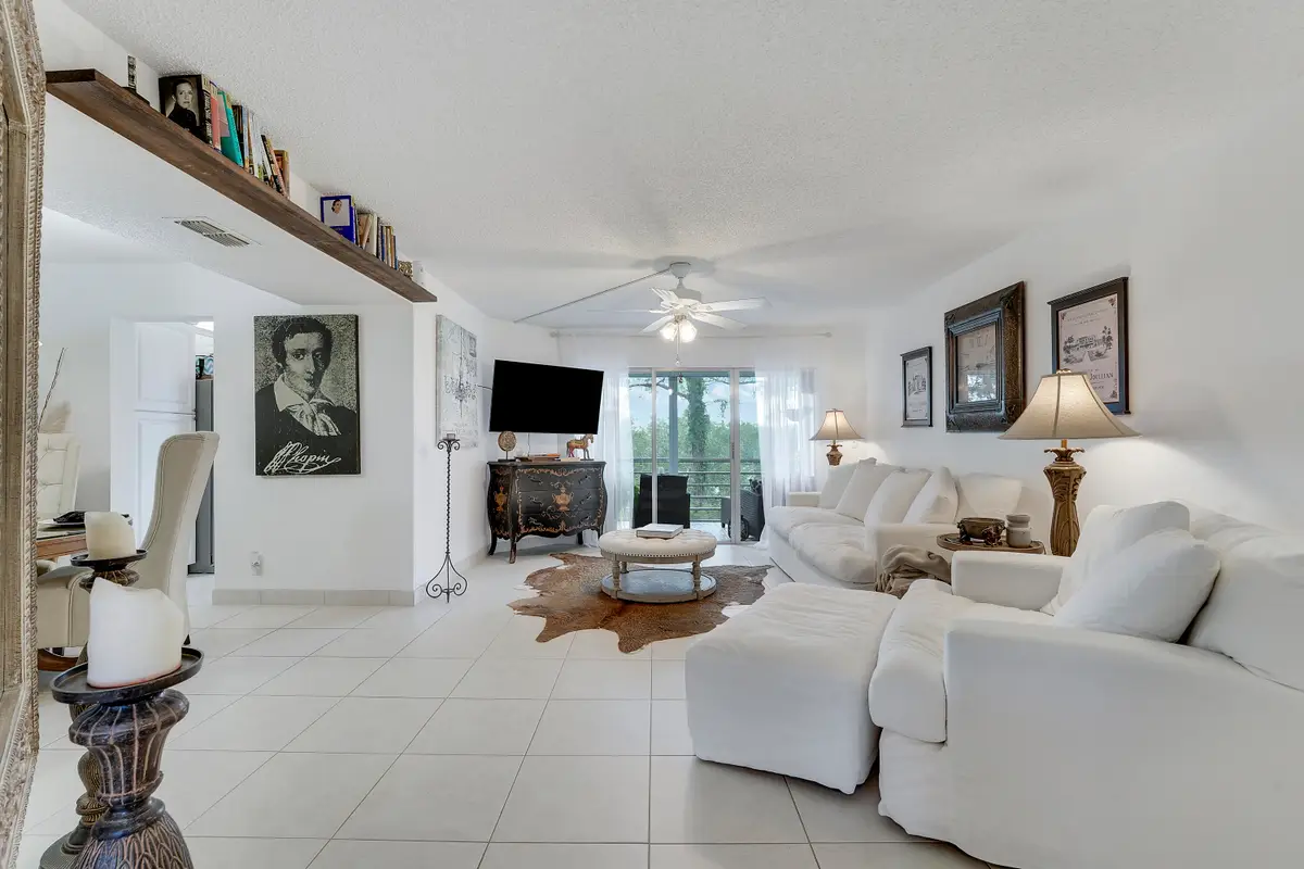 3755 Via Poinciana #405, Lake Worth, FL 33467 - #1