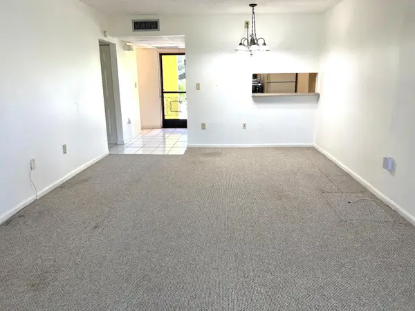 812 SW 9th Street Circle #103, Boca Raton, FL 33486