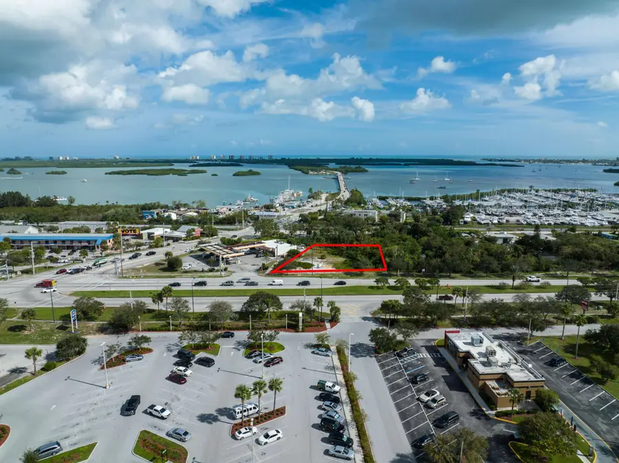 1988 N Us Hwy 1, Fort Pierce, FL 34946 - #3