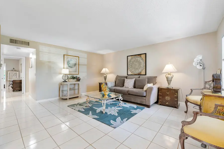 157 Flanders D, Delray Beach, FL 33484 - #2