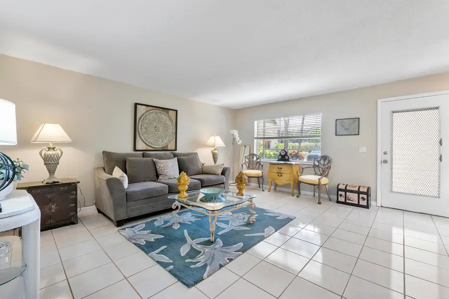 157 Flanders D, Delray Beach, FL 33484 - #3