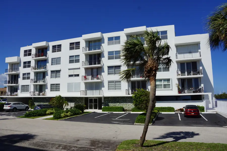 301 Croton Avenue #406, Lantana, FL 33462 - #2