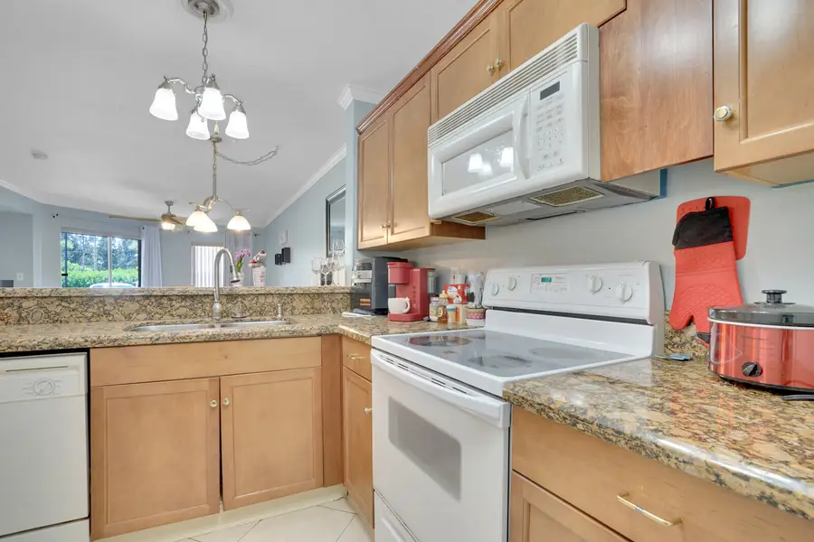 4855 Via Palm Lakes #902, West Palm Beach, FL 33417 - #3