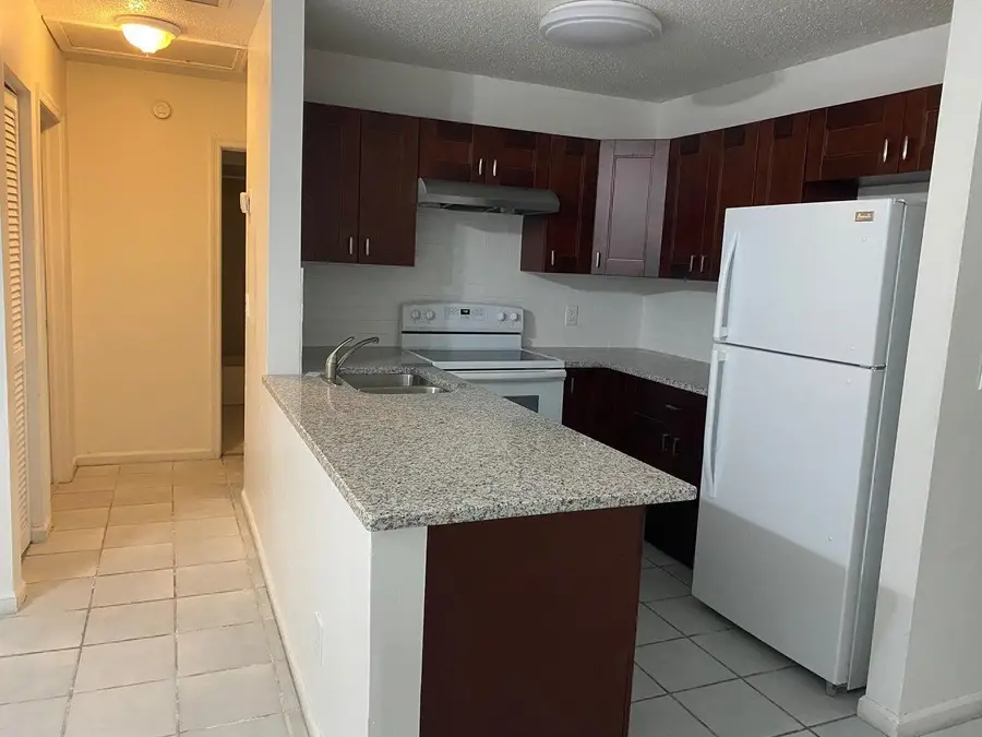 399 Glenwood Drive, West Palm Beach, FL 33415 - #2
