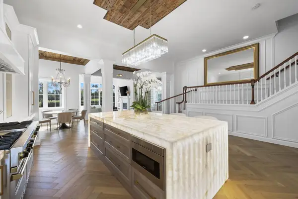 340 E Royal Palm Road, Boca Raton, FL 33432
