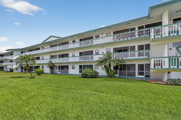 5300 Washington Street #J116, Hollywood, FL 33021