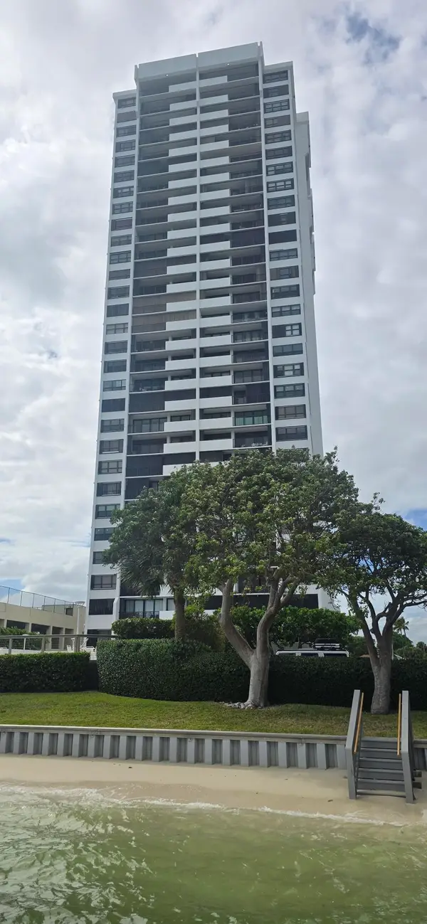 5600 N Flagler Drive #801, West Palm Beach, FL 33407