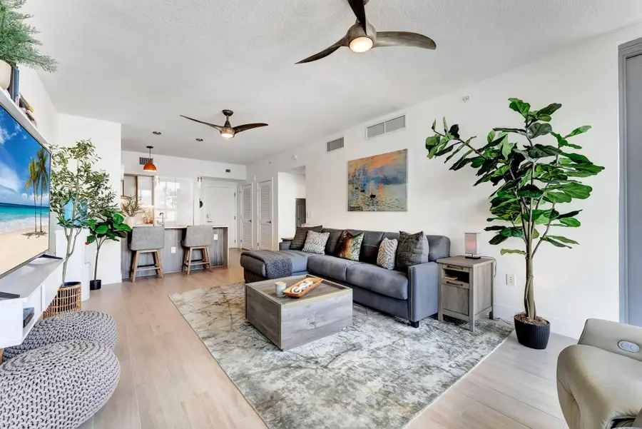 111 SE 1st Avenue #517, Delray Beach, FL 33444 - #2