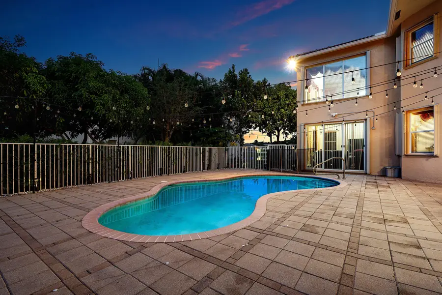 9915 Via Bernini, Lake Worth, FL 33467 - #3