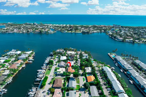 815 South Road, Boynton Beach, FL 33435