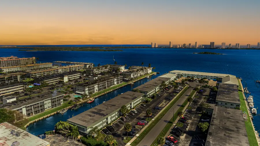 101 Doolen Court #201, North Palm Beach, FL 33408 - #2