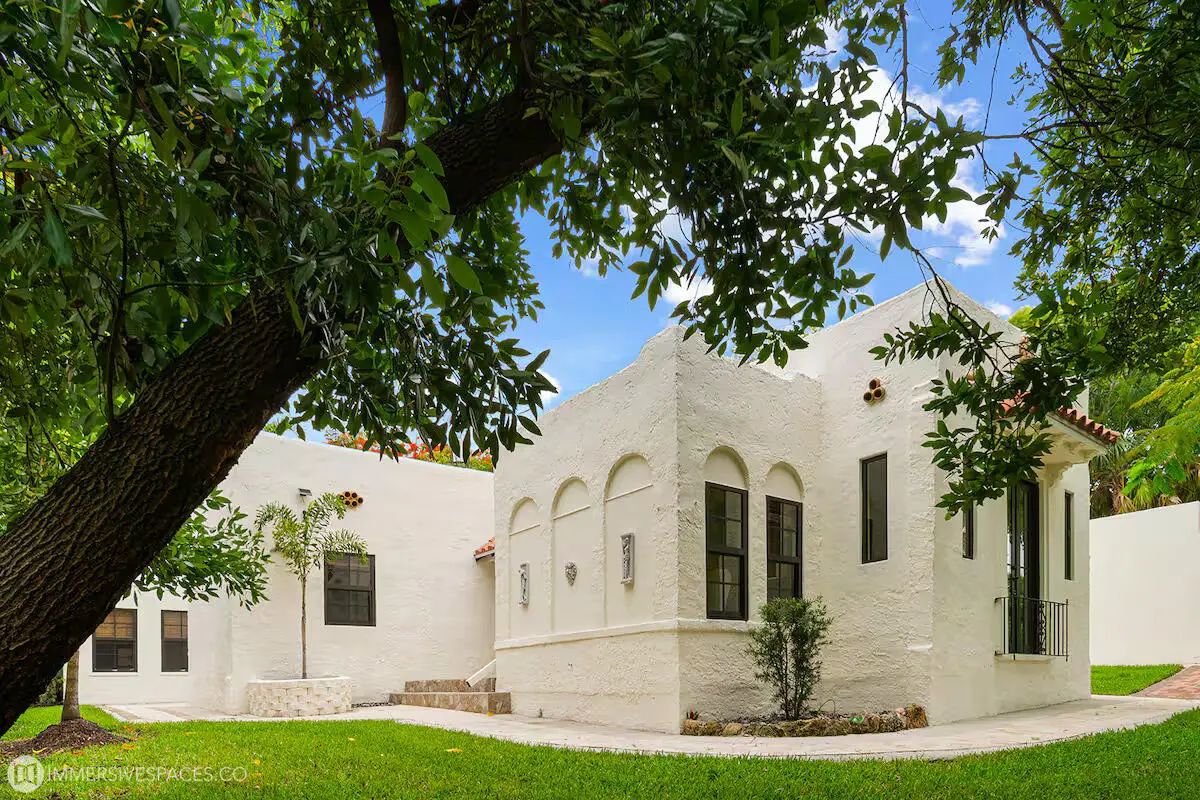 828 35th Street, West Palm Beach, FL 33407 - #1