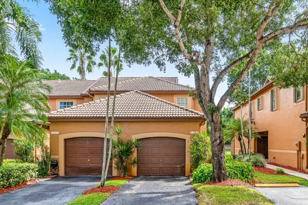 1588 Veracruz Lane #1588, Weston, FL 33327