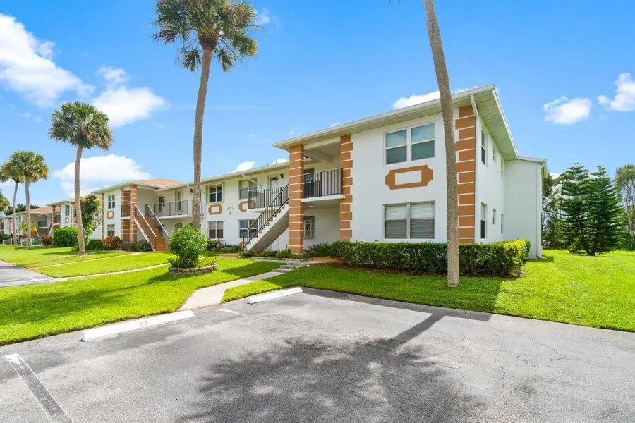 1205 S Lakes End Drive #D2, Fort Pierce, FL 34982 - #2