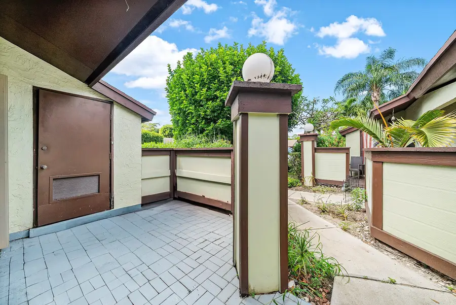 276 Beaver Dam Court, Royal Palm Beach, FL 33411 - #3