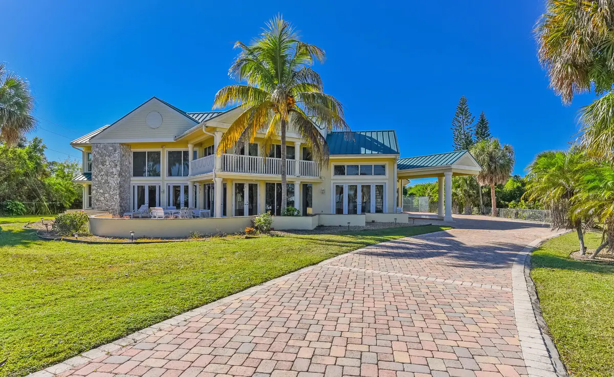 3343 S Indian River Drive, Fort Pierce, FL 34982 - #1