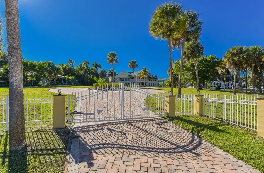 3343 S Indian River Drive, Fort Pierce, FL 34982 - #3