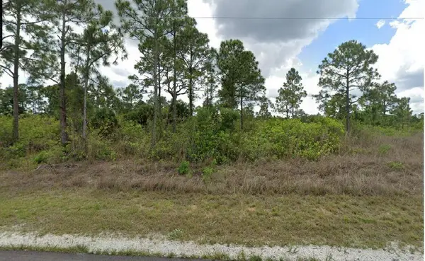 1003 Hines Avenue, ,, FL 33920