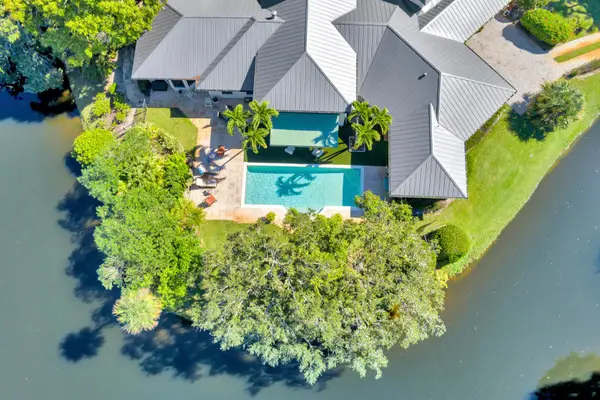 501 Shores Drive, Indian River Shores, FL 32963